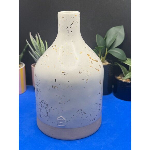 Hearth & Hand With Magnolia Stoneware Vase White & Gold Splatter - Picture 7 of 10